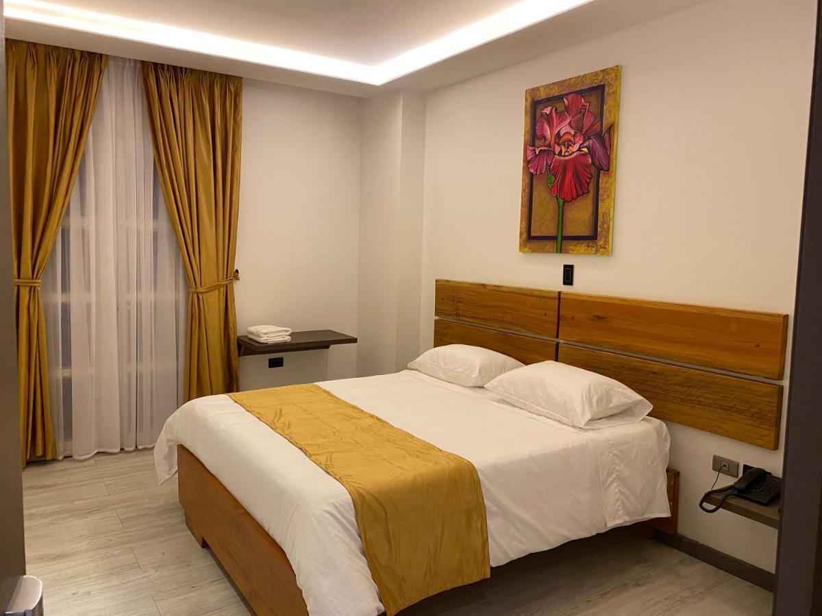Hotel Válcon Santa Rosa de Cabal Esterno foto