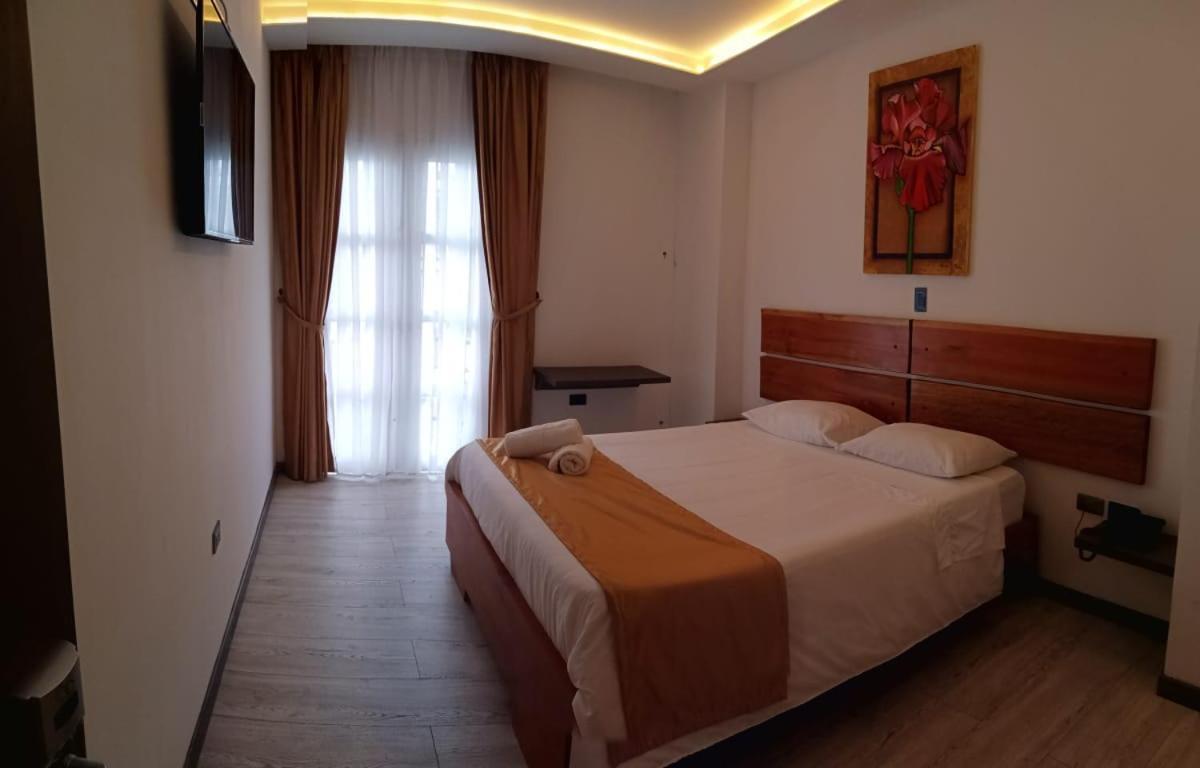 Hotel Válcon Santa Rosa de Cabal Esterno foto